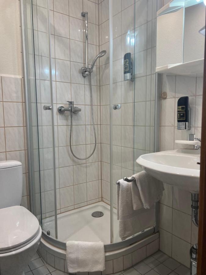 Hotel Pension Wiesenau Bad Salzhausen Ngoại thất bức ảnh