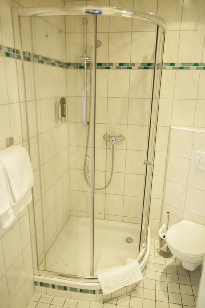 Hotel Pension Wiesenau Bad Salzhausen Ngoại thất bức ảnh